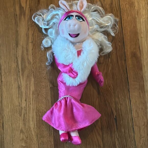 Disney Store original  miss piggy plush - Picture 1 of 7